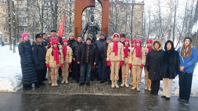 Митинг в День Героев Отечества